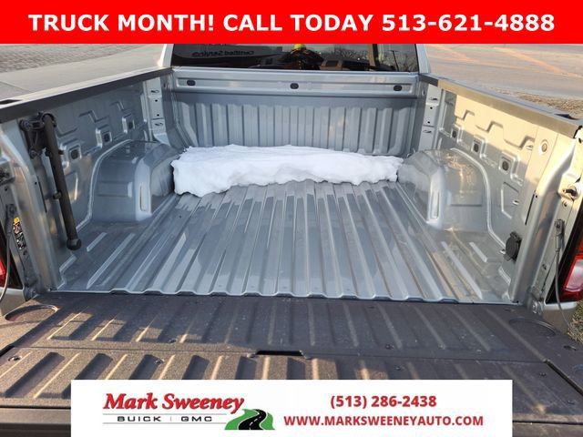 Used 2025 GMC Sierra 1500 Elevation image 5