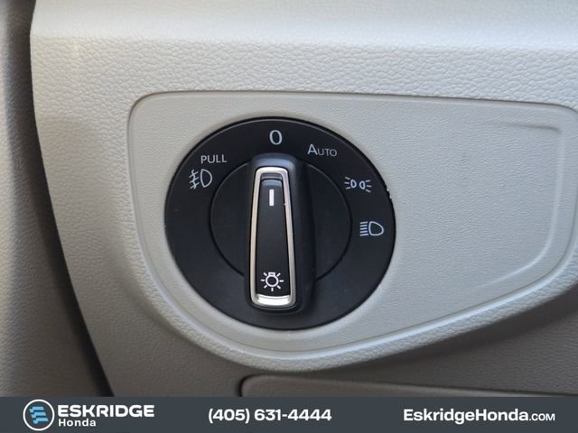 Used 2019 Volkswagen Atlas SE w/ Towing Package image 24