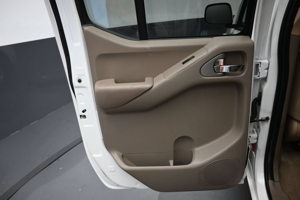 Used 2019 Nissan Frontier SV w/ Value Truck Package RWD image 25