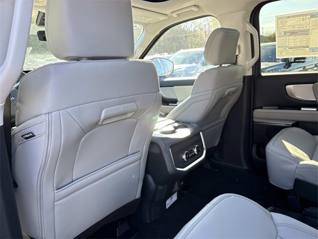 New 2025 Ford Expedition Max Active image 20