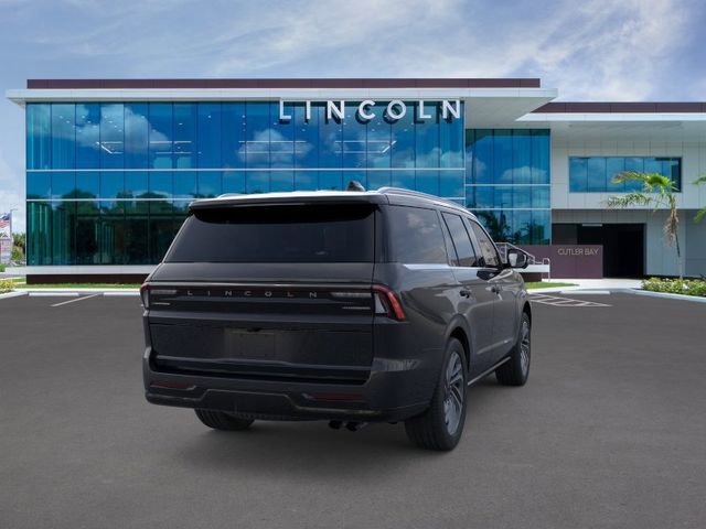 New 2025 Lincoln Navigator Reserve AWD/4WD image 8