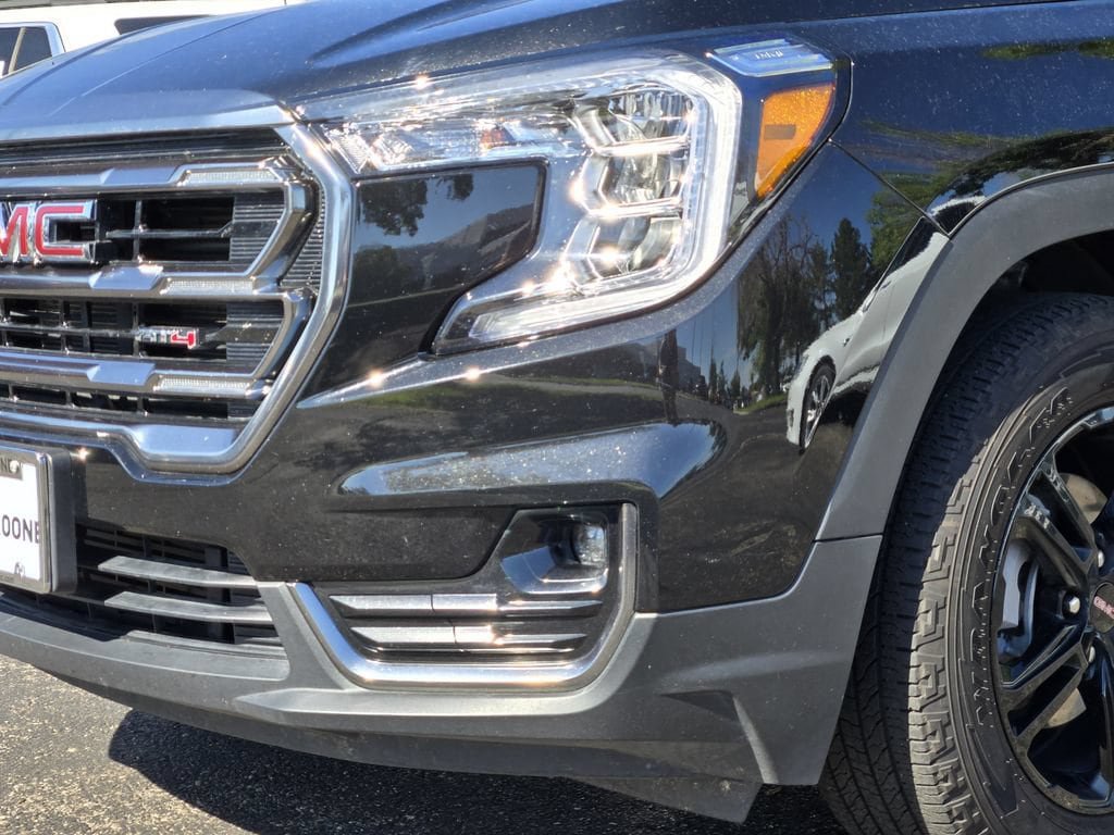 Used 2022 GMC Terrain AT4 AWD/4WD image 5