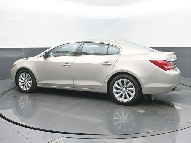 Used 2016 Buick LaCrosse Leather FWD image 3