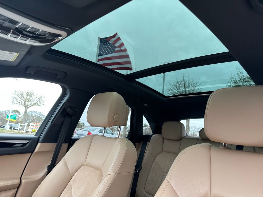 Used 2019 Porsche Macan AWD/4WD image 19