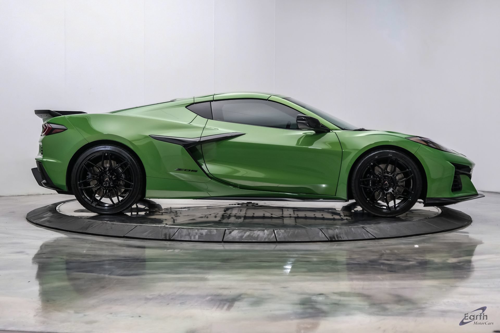 Used 2026 Chevrolet Corvette Z06 RWD image 32