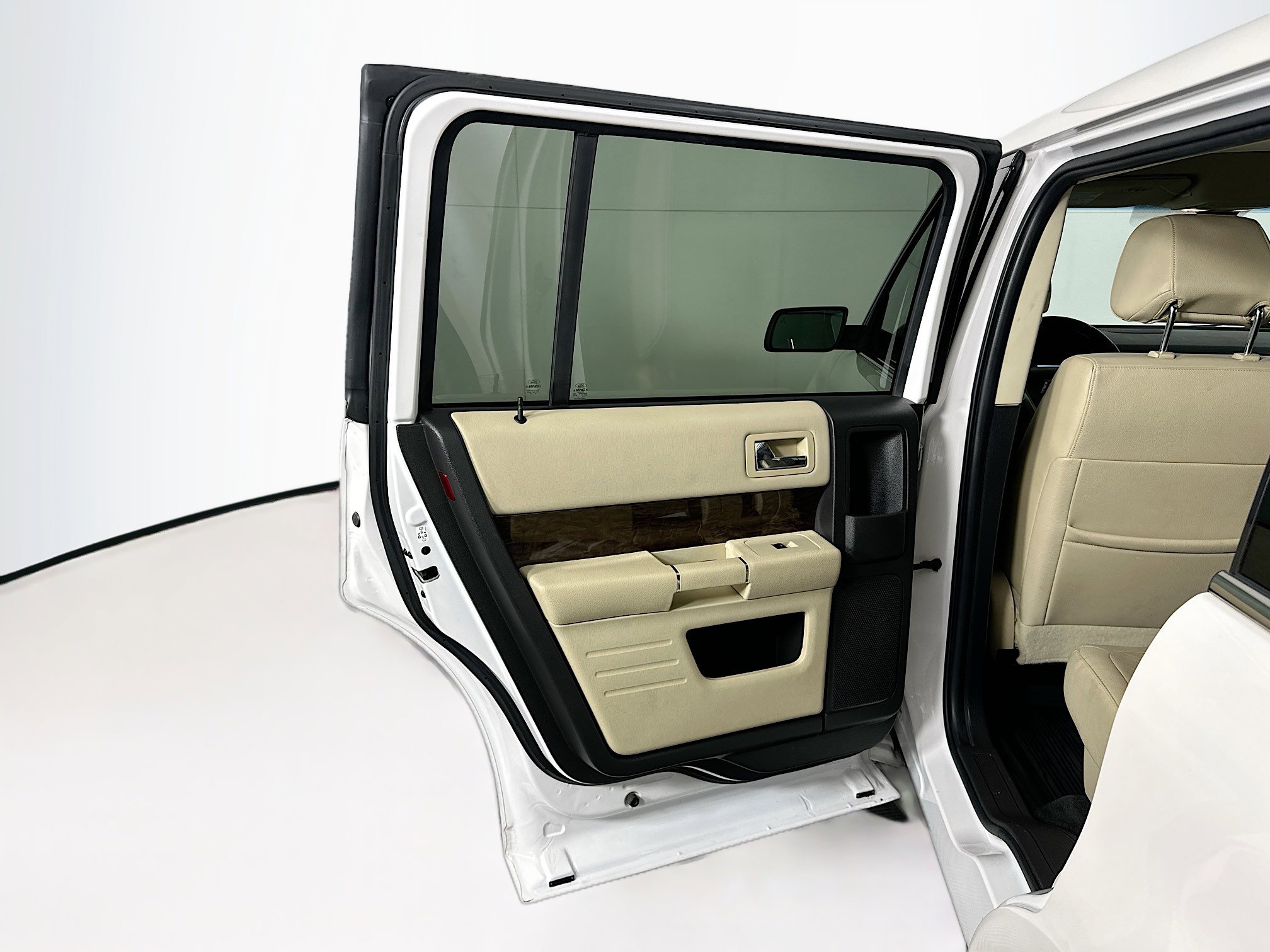 Used 2018 Ford Flex Limited w/ Equipment Group 301A image 27