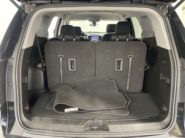 Used 2023 GMC Acadia SLE FWD image 25