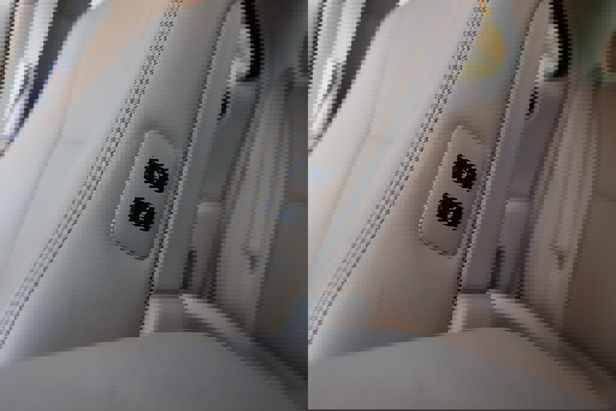 Used 2015 Lexus LS 460 image 57