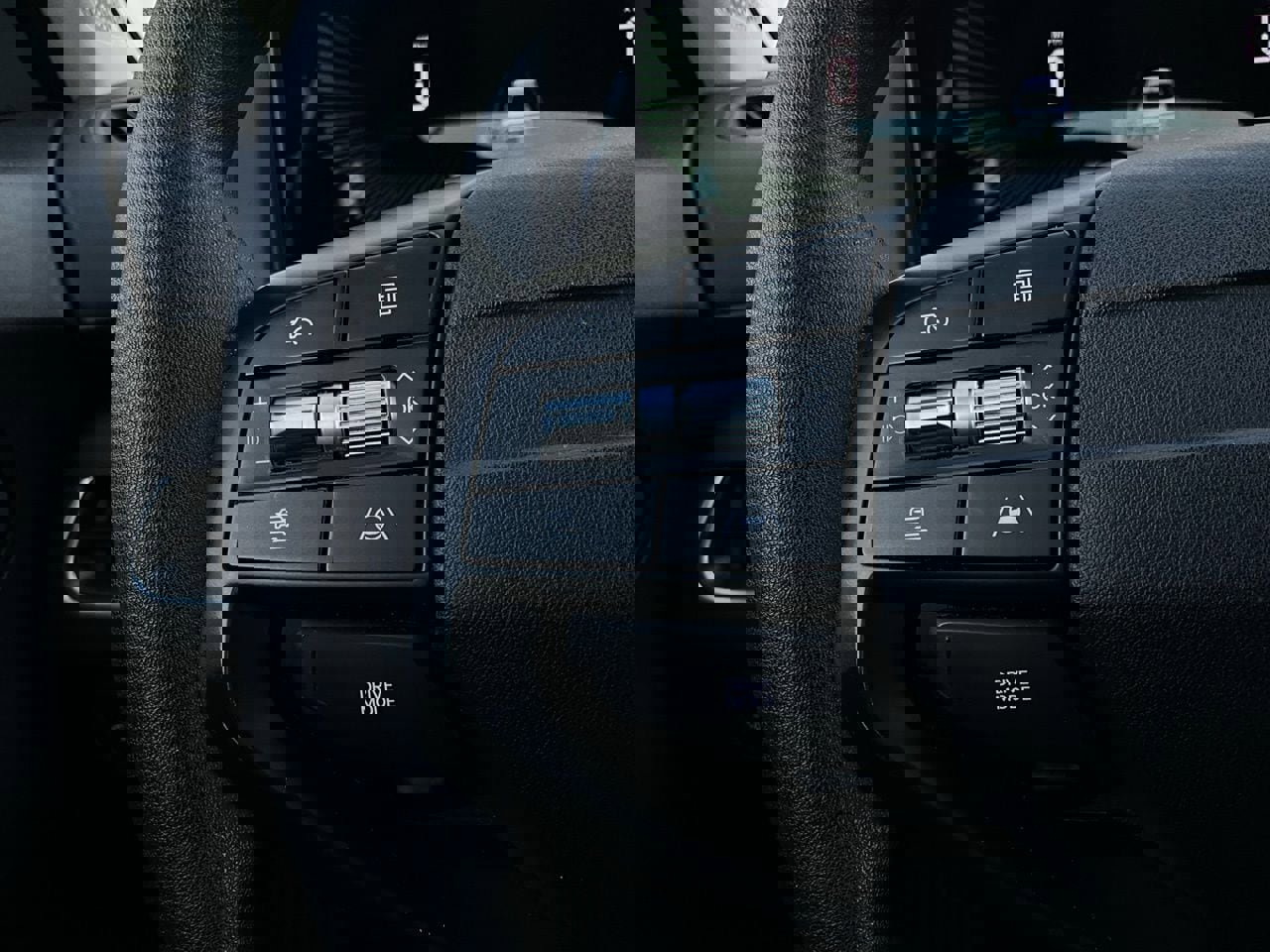 Used 2025 Kia K4 LXS image 34