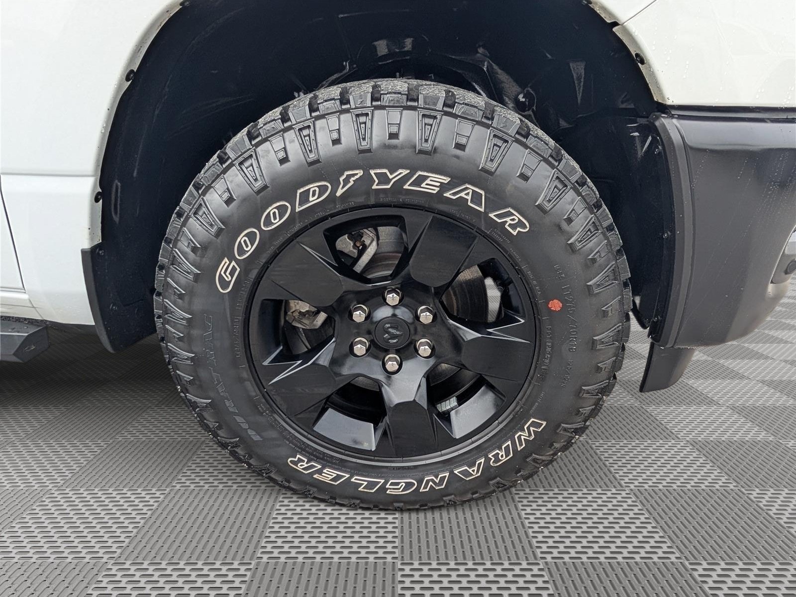 Used 2026 RAM 1500 Warlock AWD/4WD image 9