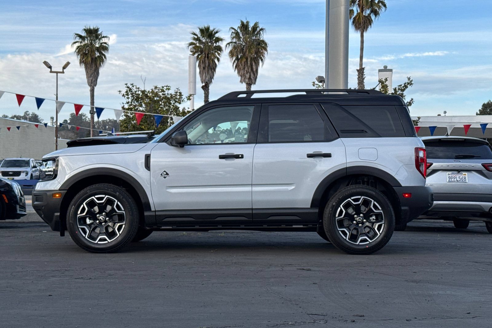 New 2026 Ford Bronco Sport Outer Banks w/ Outer Banks Tech Package+ AWD/4WD image 7