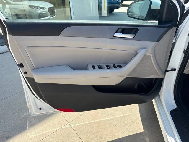 Used 2018 Hyundai Sonata SEL w/ Cargo Package FWD image 13