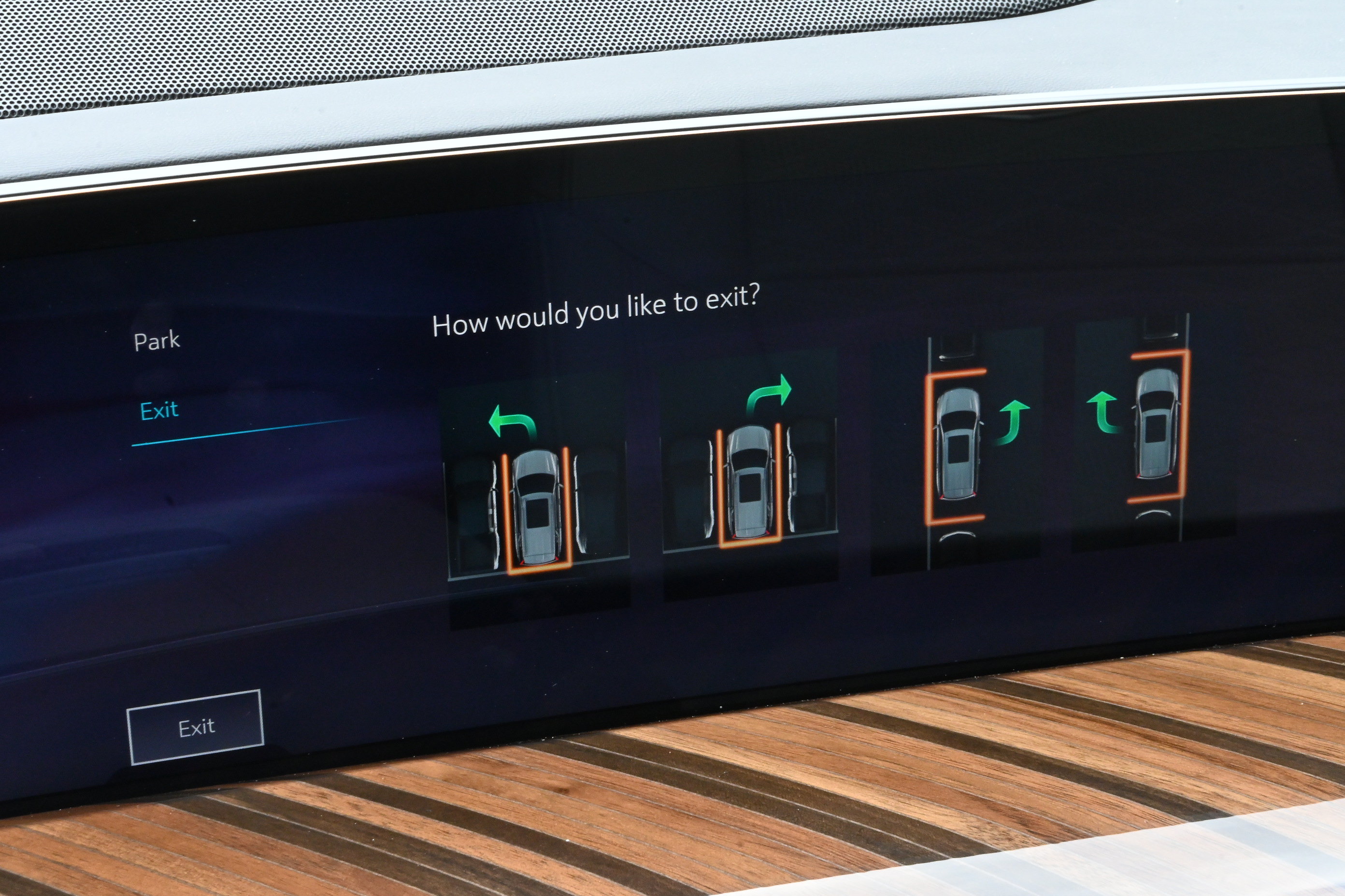 Used 2026 Cadillac Escalade Platinum Sport w/ LPO, ONYX Package AWD/4WD image 39