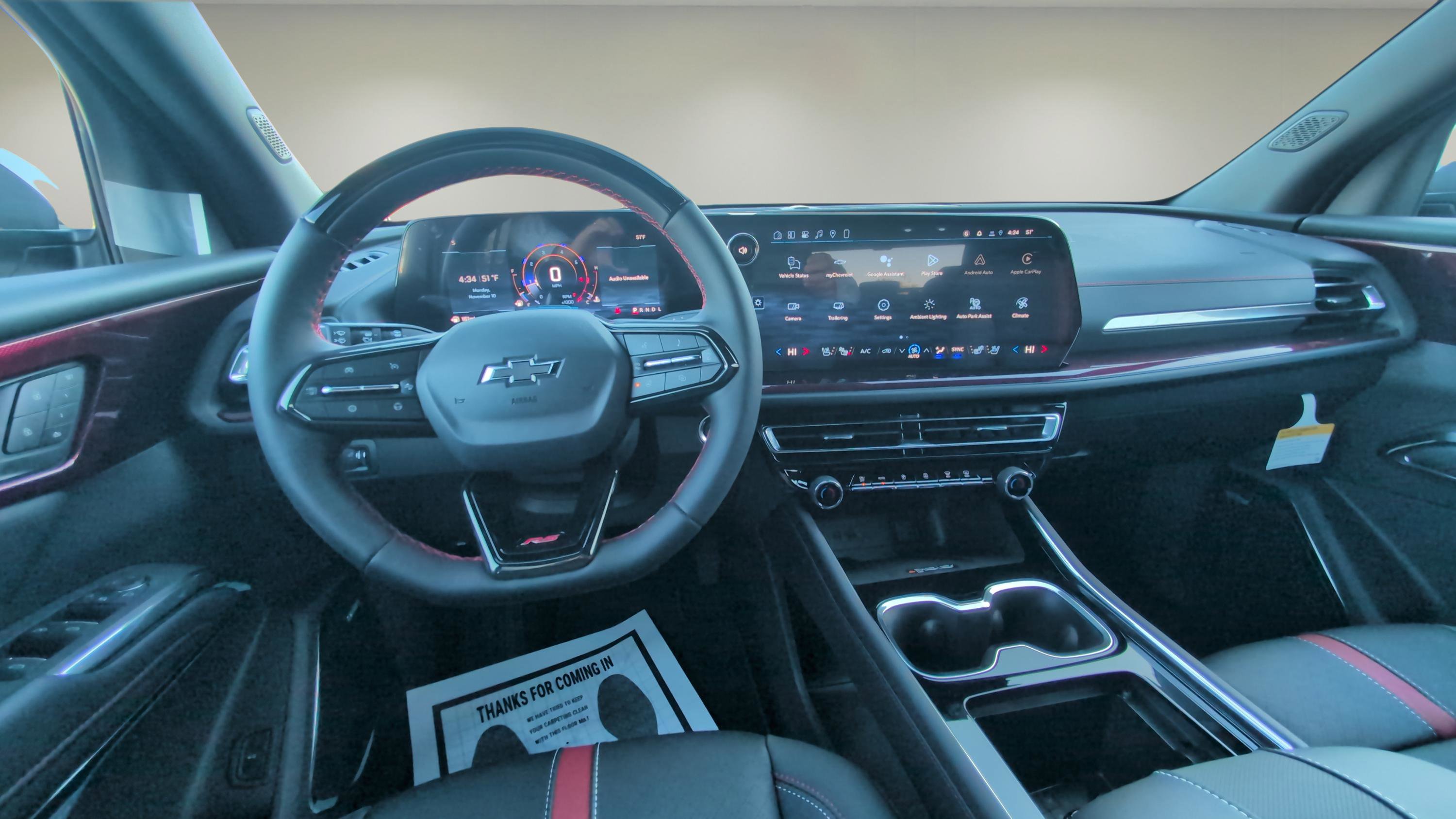Used 2026 Chevrolet Traverse RS FWD image 9