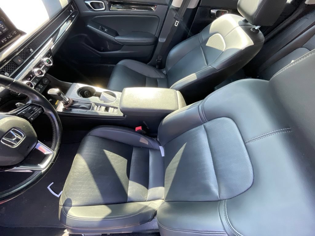 Used 2022 Honda Civic Touring image 10