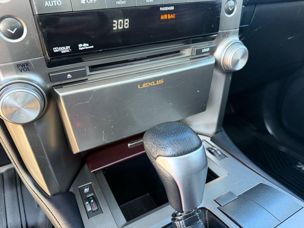 Used 2011 Lexus GX 460 image 37