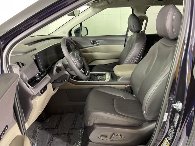 New 2026 Kia Carnival EX image 17