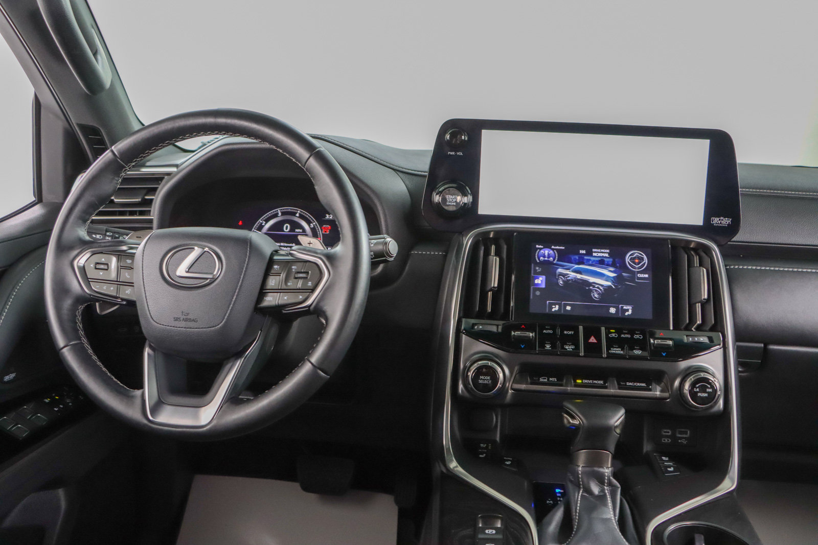 Used 2024 Lexus LX 600 4WD w/ Interior Upgrade Package image 18