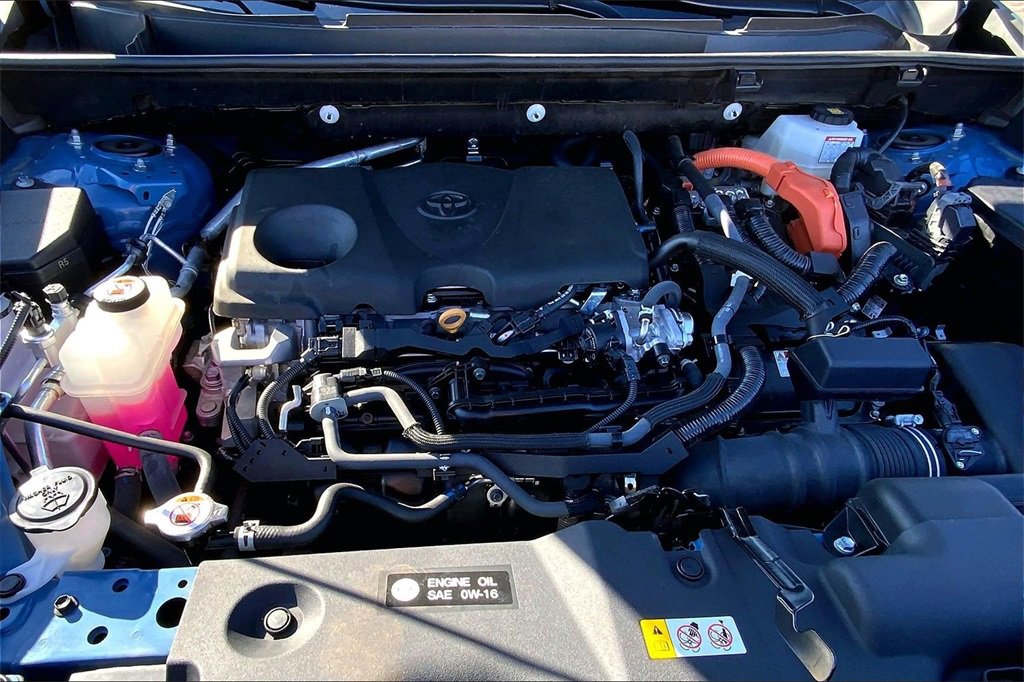 Used 2022 Toyota RAV4 SE image 29