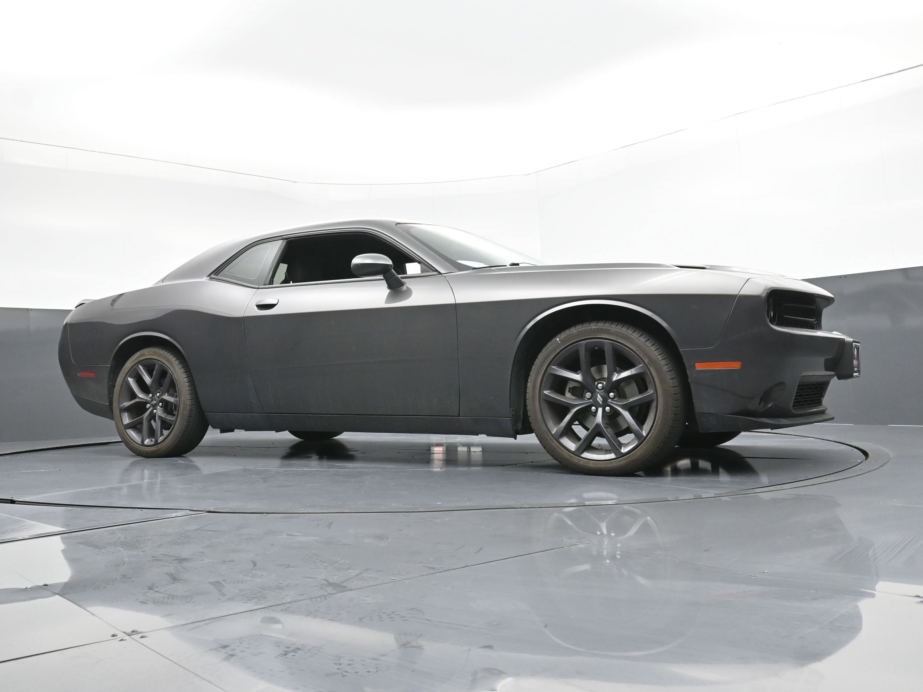 Used 2023 Dodge Challenger SXT w/ Blacktop Package image 20