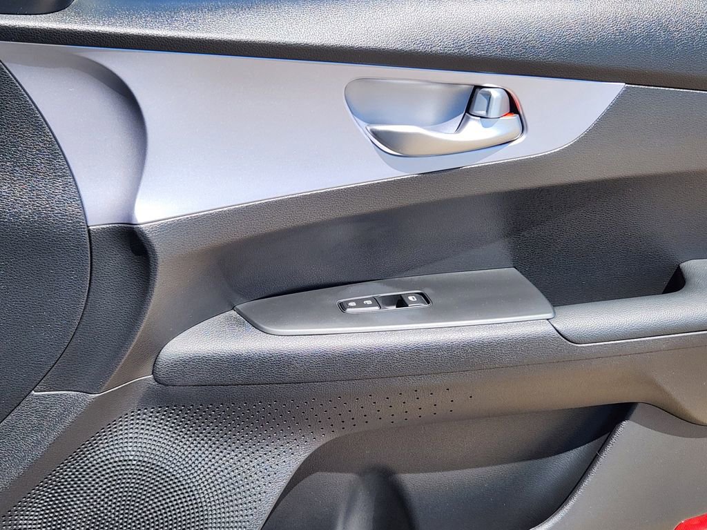 Certified 2024 Kia Forte LXS FWD image 12