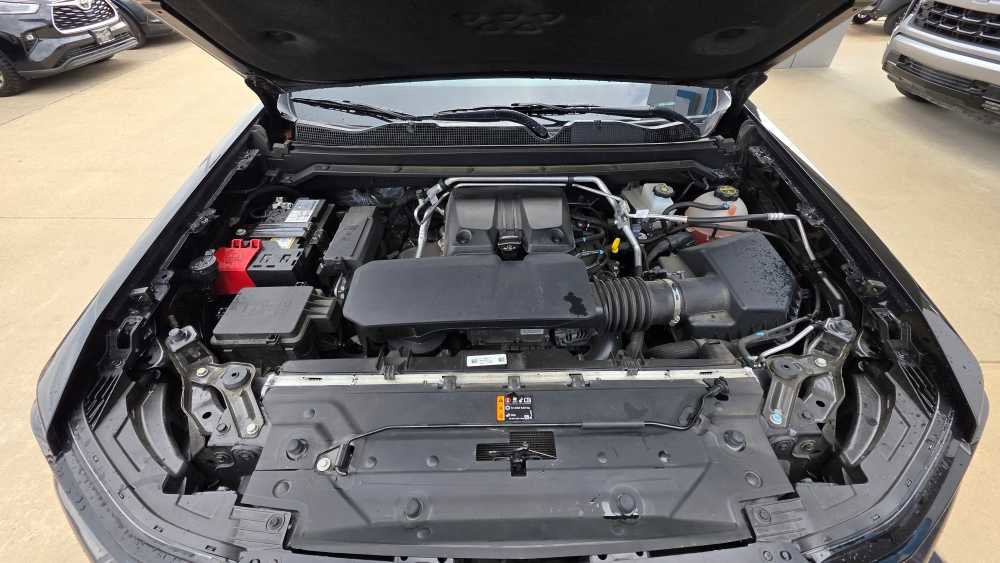 Used 2024 Chevrolet Colorado LT w/ LT Convenience Package III RWD image 22