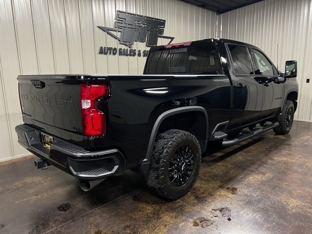 Used 2024 Chevrolet Silverado 2500 LTZ w/ LTZ Plus Package image 8