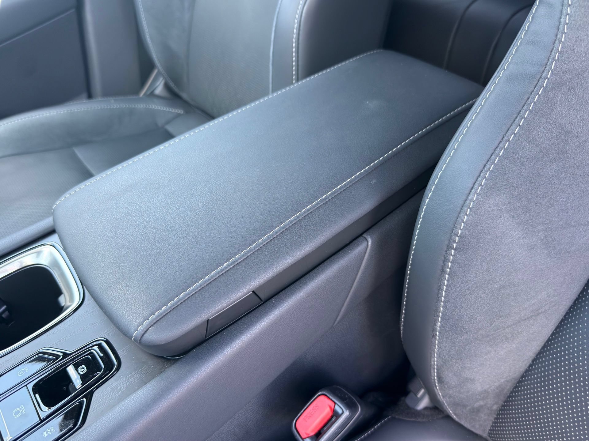 Used 2023 Lexus RX 350 FWD w/ Accessory Package (Z1) image 15