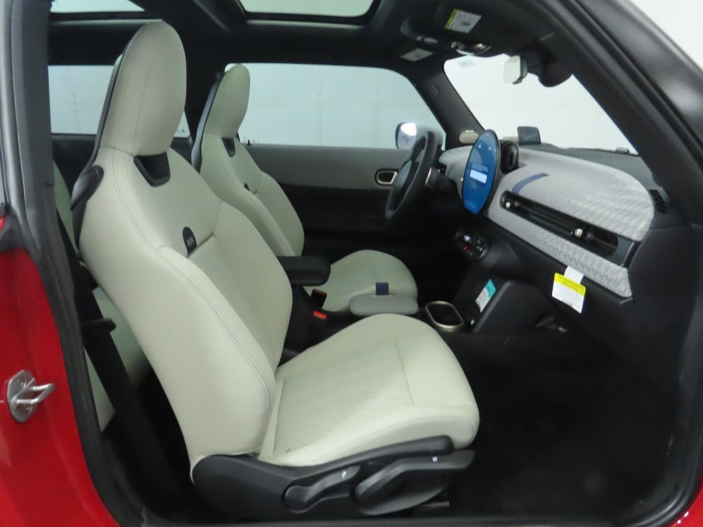 Used 2026 MINI Cooper 2-Door Hardtop FWD image 23