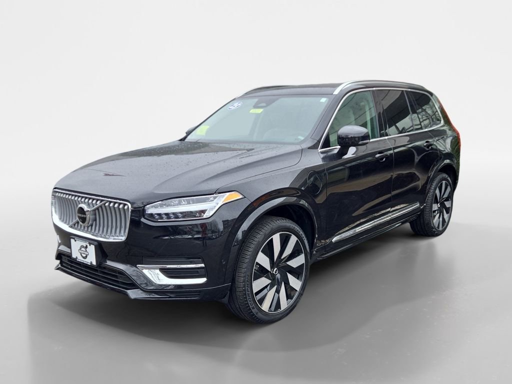 Certified 2023 Volvo XC90 T8 Ultimate w/ Protection Package Premier image 11