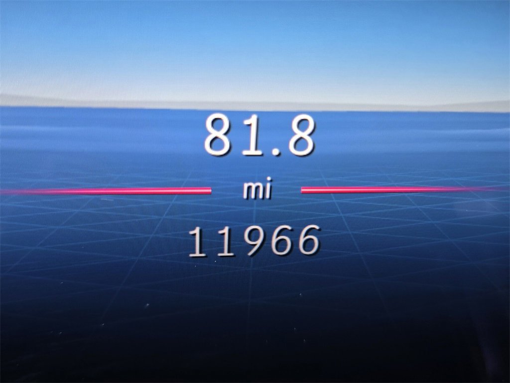 Used 2025 Mercedes-Benz GLE 450e 4MATIC image 27