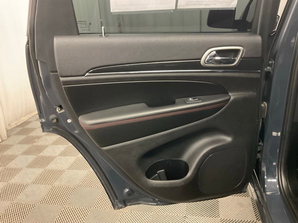 Used 2018 Jeep Grand Cherokee Trailhawk w/ Trailhawk Luxury Group image 36