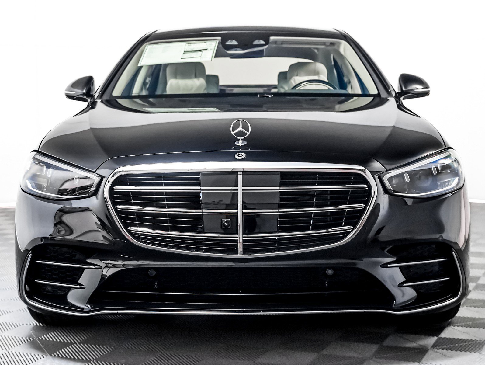 New 2026 Mercedes-Benz S 580 4MATIC Sedan image 9
