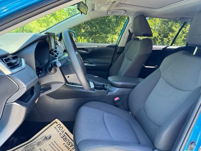 Used 2019 Toyota RAV4 XLE w/ Convenience Package AWD/4WD image 10
