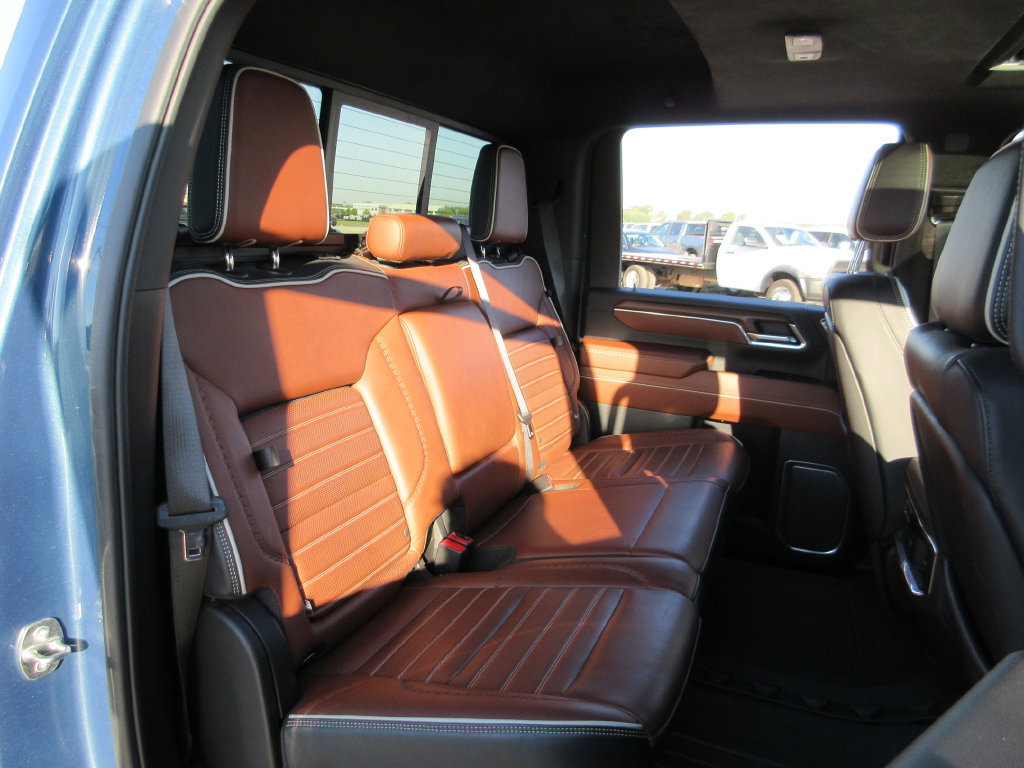 Certified 2024 GMC Sierra 2500 Denali Ultimate AWD/4WD image 28