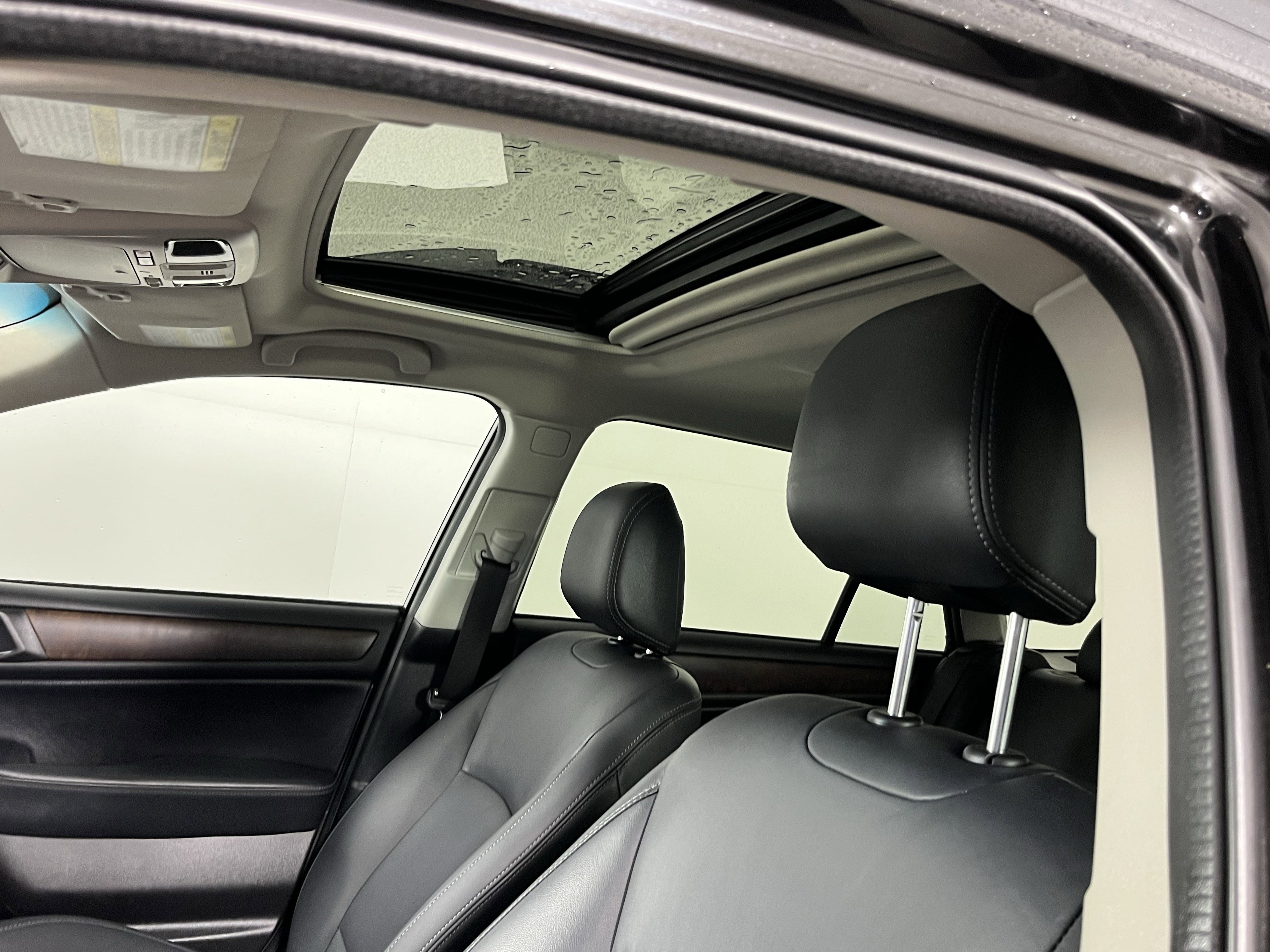 Used 2016 Subaru Outback 2.5i Limited image 18