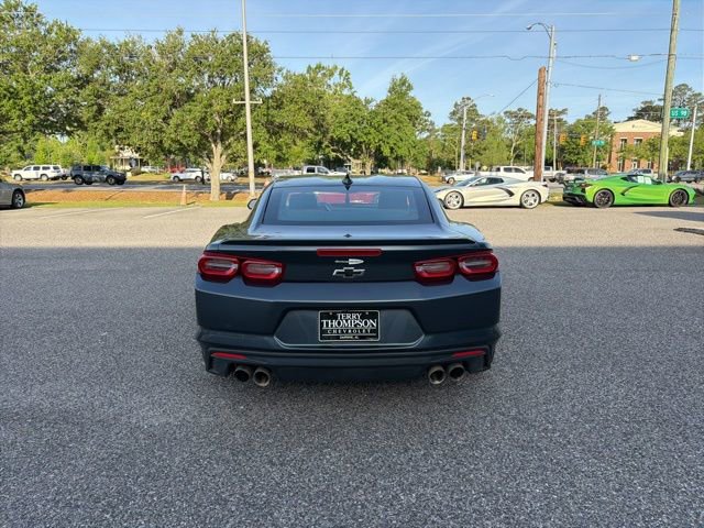 Used 2020 Chevrolet Camaro LT RWD image 6
