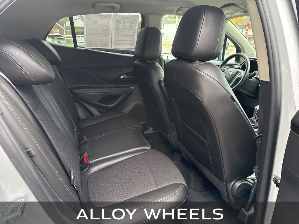 Used 2022 Buick Encore Preferred w/ Safety Package image 23