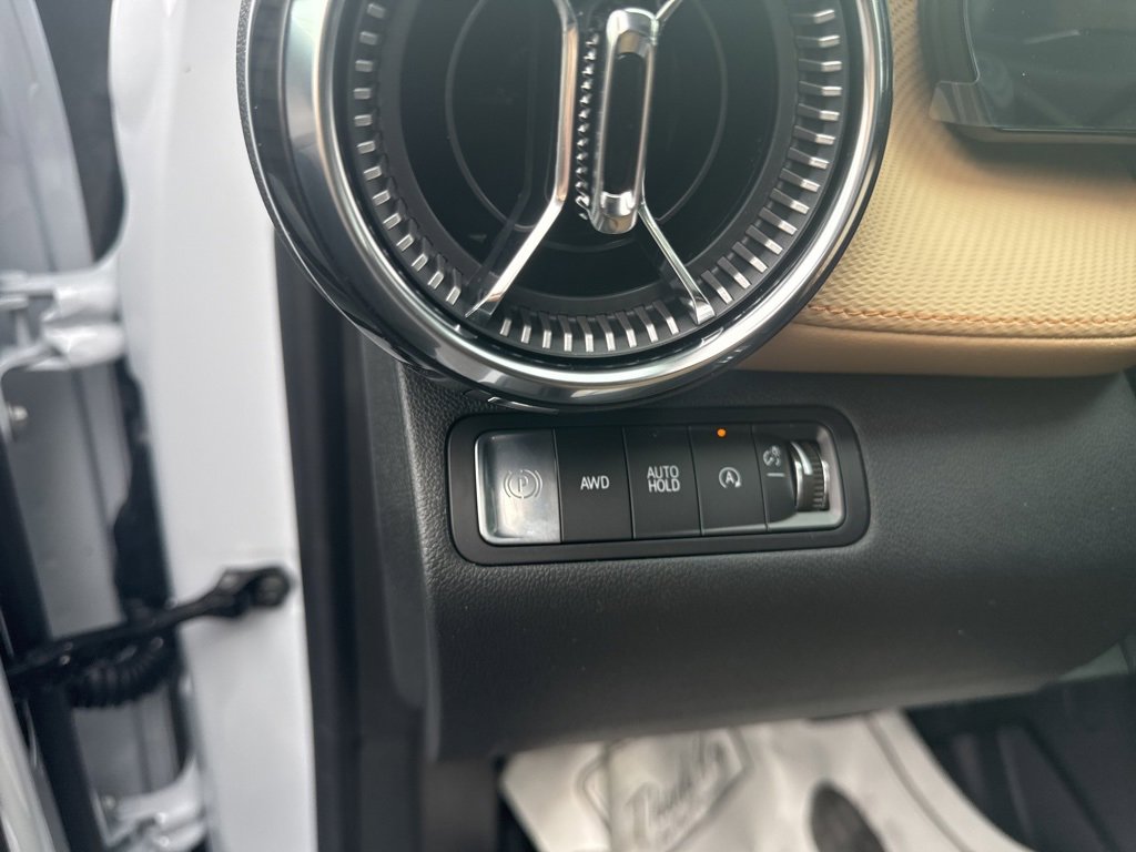 New 2026 Chevrolet Equinox ACTIV w/ Convenience Package III image 12