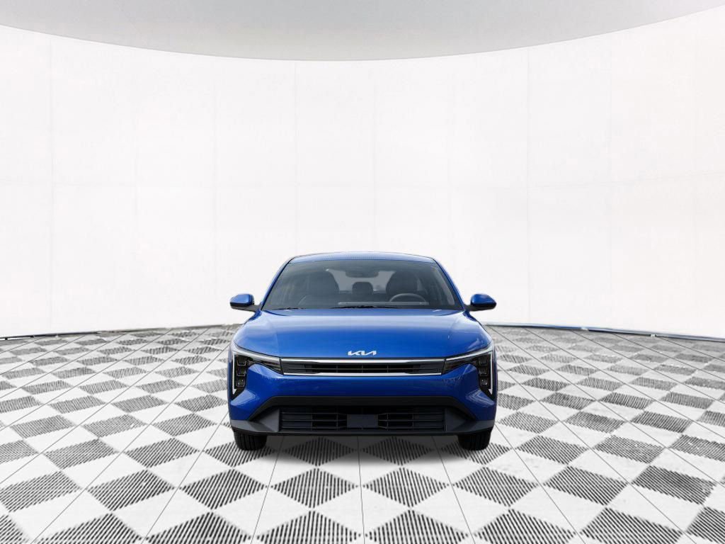 Used 2025 Kia K4 LXS image 2