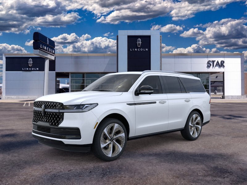 New 2026 Lincoln Navigator Black Label AWD/4WD image 1