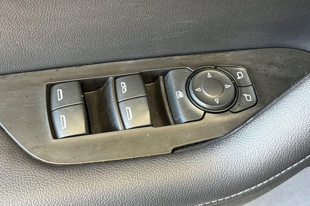 Used 2019 Chevrolet Blazer LT image 15