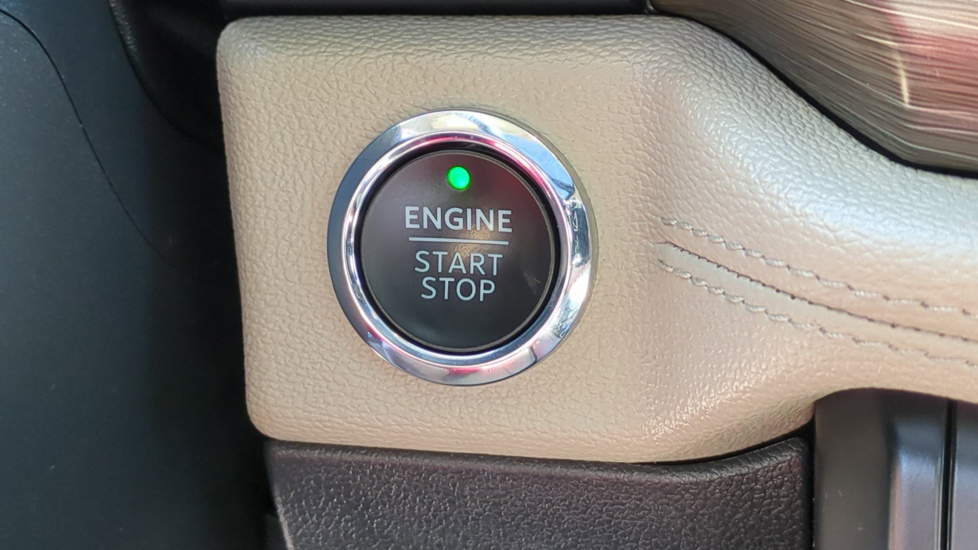 Used 2022 Ford Expedition Max Limited image 22