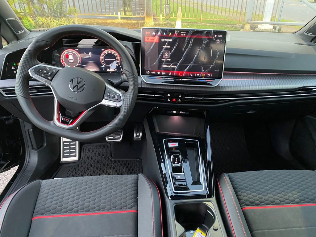 New 2026 Volkswagen GTI SE image 30