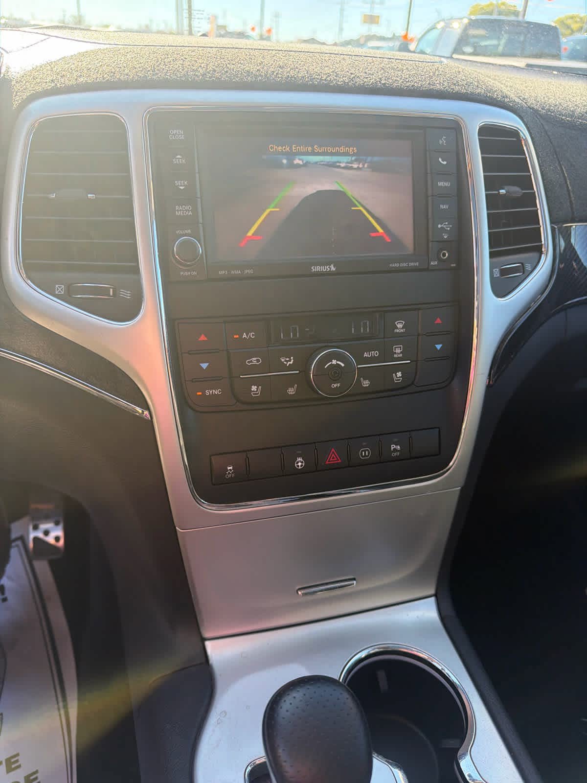 Used 2012 Jeep Grand Cherokee SRT8 w/ Luxury Group II AWD/4WD image 18