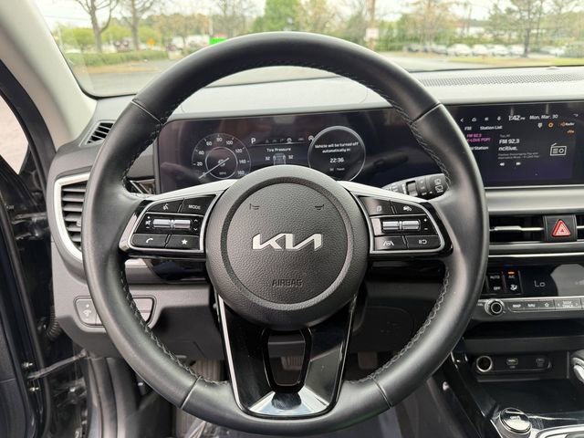 Certified 2024 Kia Seltos S image 14