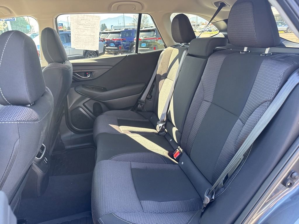 Used 2025 Subaru Outback Premium image 11