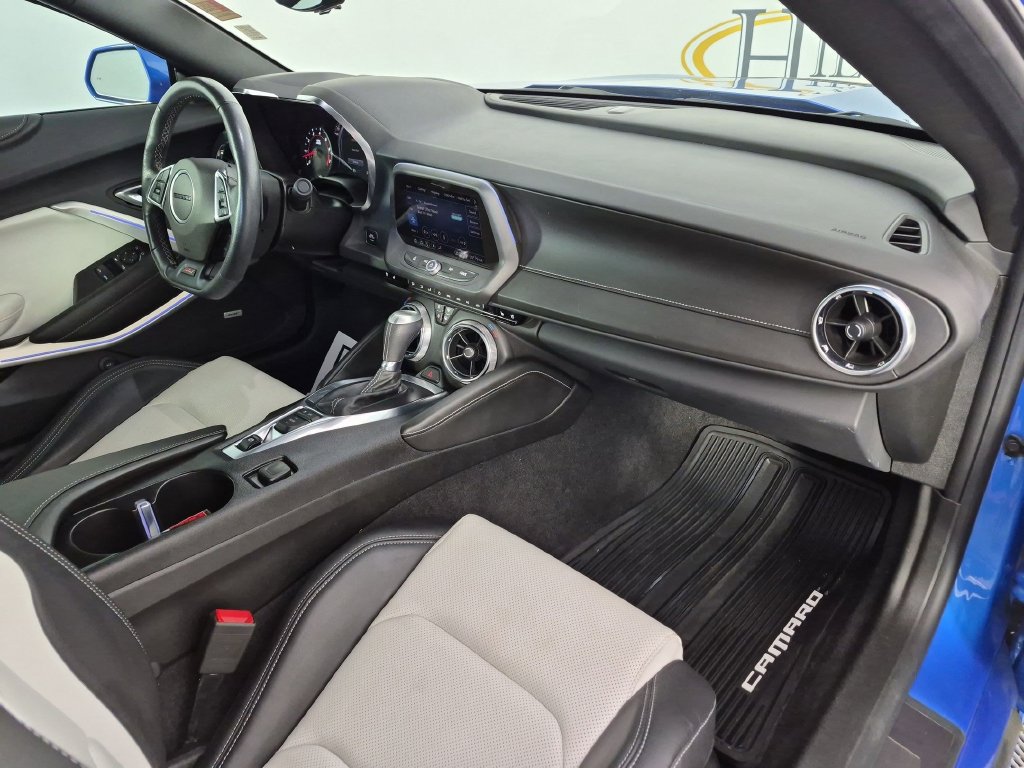 Certified 2024 Chevrolet Camaro SS RWD image 32