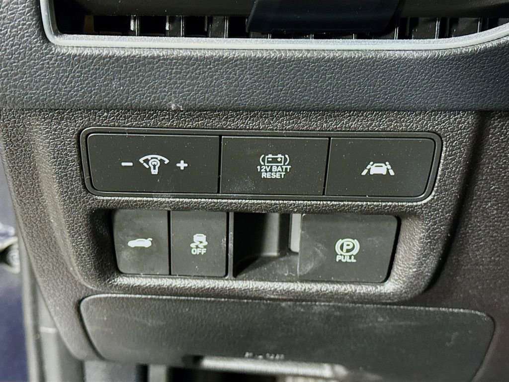 Used 2021 Hyundai Sonata Limited w/ Cargo Package image 21