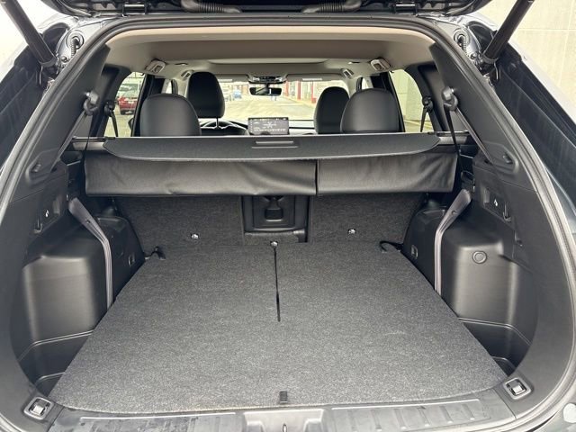 Used 2025 Mitsubishi Outlander SEL AWD/4WD image 31